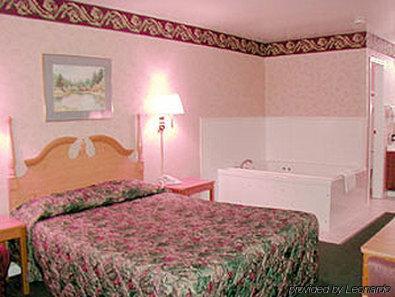 First Heritage Hotel 2*